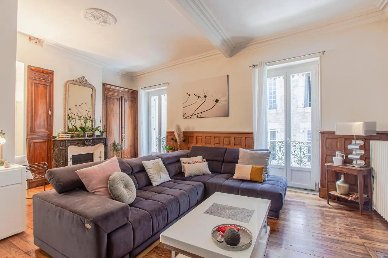 Superbe appartement avec toit terrasse Villefranche-de-Rouergue